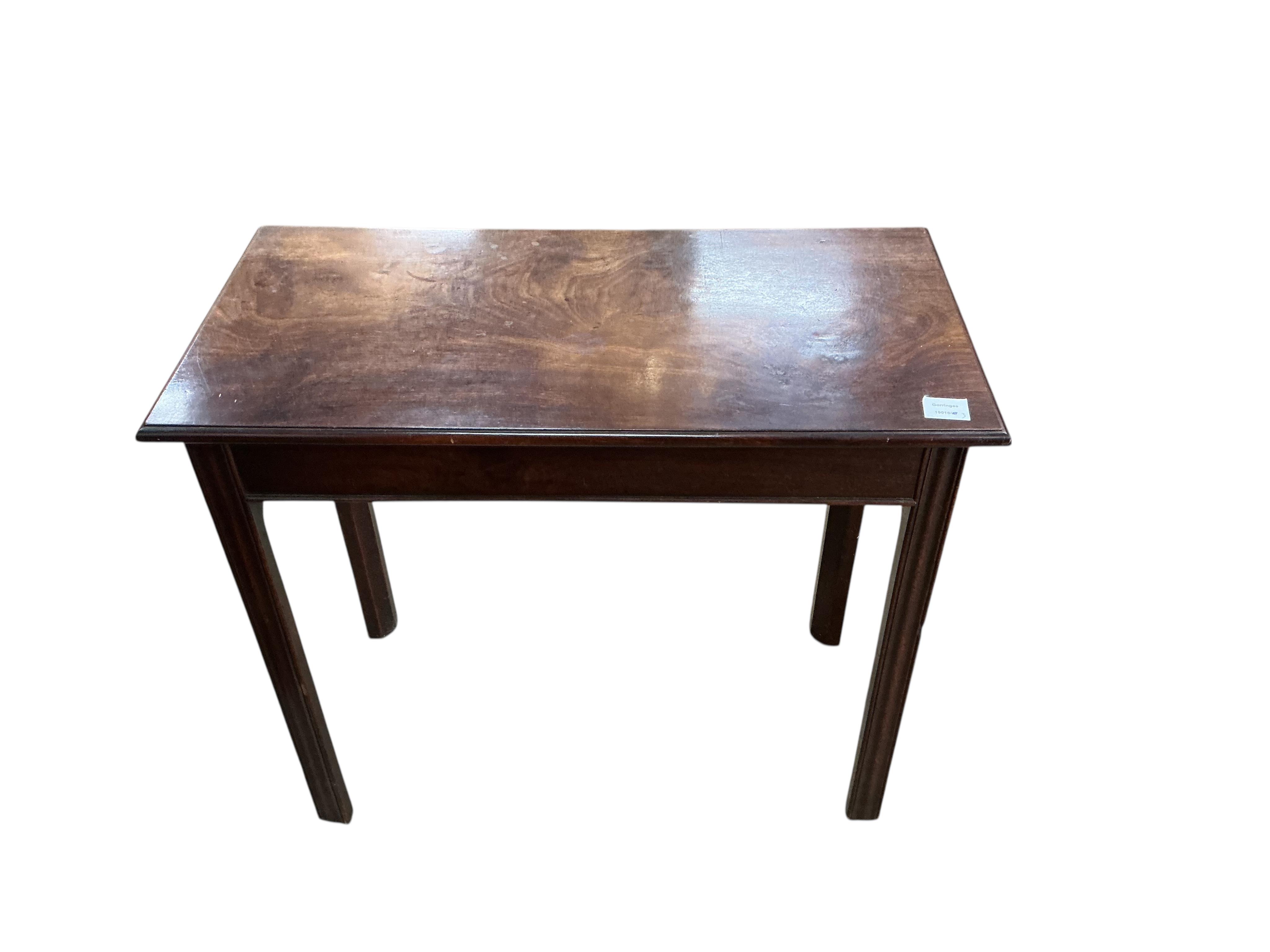A George III rectangular mahogany single drop leaf table, width 79cm, depth 41cm, height 71cm